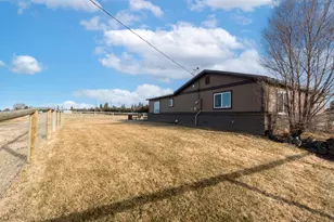 65605 61st St, Bend, OR 97703 - Photo 18