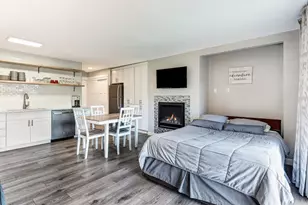 1565 NW Wall St, Bend, OR 97703 - Photo 14