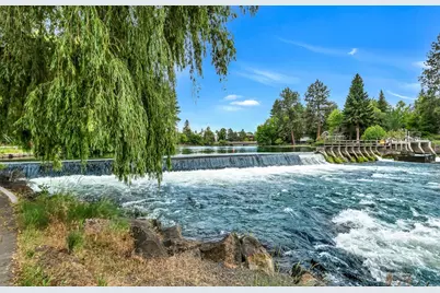 1565 NW Wall Street #206, Bend, OR 97703 - Photo 20