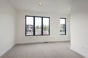 1138 NW Ochoa Dr, Bend, OR 97703 - Photo 28