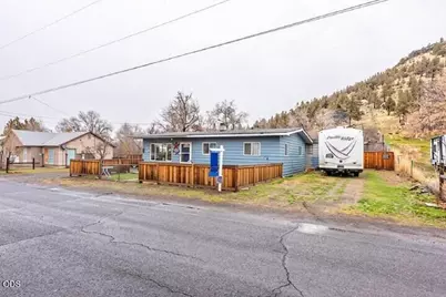 900 SE Willowdale Drive, Prineville, OR 97754 - Photo 2