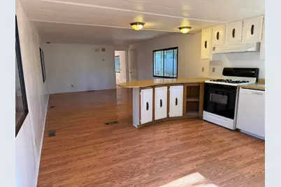 105 Raymond Street, Cave Junction, OR 97523 - Photo 6