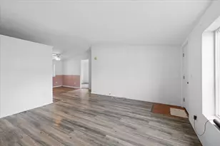 633 E Archwood Dr, Eagle Point, OR 97524 - Photo 14