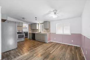 633 E Archwood Dr, Eagle Point, OR 97524 - Photo 12