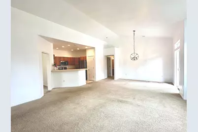 19555 Greatwood Loop, Bend, OR 97702 - Photo 16