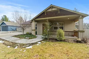 19555 Greatwood Loop, Bend, OR 97702 - Photo 4