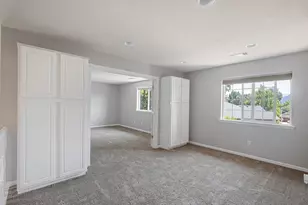 300 Woodville Way, Rogue River, OR 97537 - Photo 20