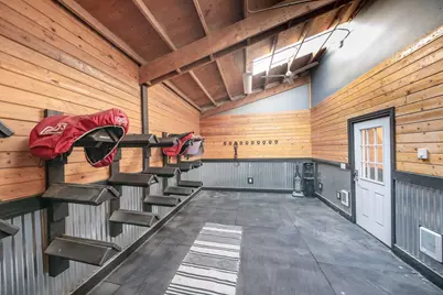 22333 Nelson Road, Bend, OR 97701 - Photo 26