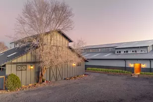 22333 Nelson Rd, Bend, OR 97701 - Photo 2