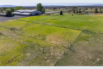 22333 Nelson Road, Bend, OR 97701 - Photo 60