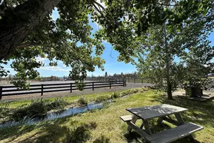 22333 Nelson Rd, Bend, OR 97701 - Photo 6