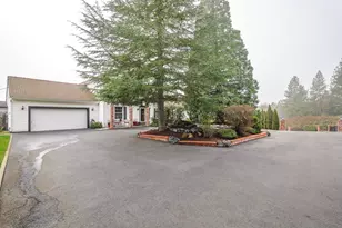 575 Country Aire Dr, Grants Pass, OR 97526 - Photo 28