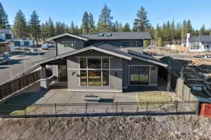 3231 NW Strickland Wy, Bend, OR 97703 - Photo 56