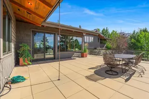 3282 NW Starview Dr, Bend, OR 97703 - Photo 32