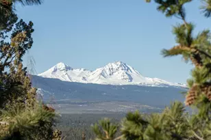 3282 NW Starview Dr, Bend, OR 97703 - Photo 38