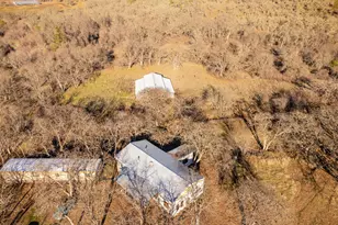 4477 E Antelope Rd, Eagle Point, OR 97524 - Photo 8