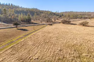 4477 E Antelope Rd, Eagle Point, OR 97524 - Photo 16