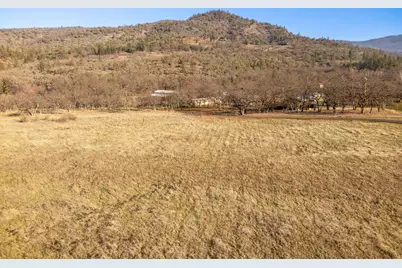 4477 E Antelope Road, Eagle Point, OR 97524 - Photo 14