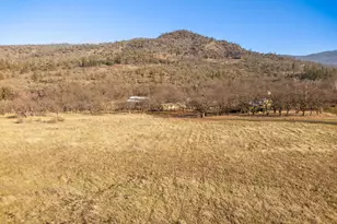 4477 E Antelope Rd, Eagle Point, OR 97524 - Photo 14