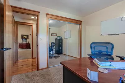 6645 Pioneer Road, Medford, OR 97501 - Photo 26
