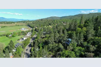 535 Scenic Drive, Jacksonville, OR 97530 - Photo 66