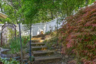 535 Scenic Dr, Jacksonville, OR 97530 - Photo 8