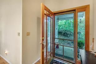 535 Scenic Dr, Jacksonville, OR 97530 - Photo 36