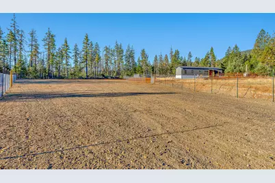 895 Airport Drive, Cave Junction, OR 97523 - Photo 6