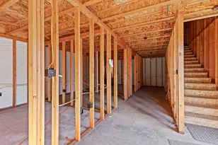 895 Airport Dr, Cave Junction, OR 97523 - Photo 12