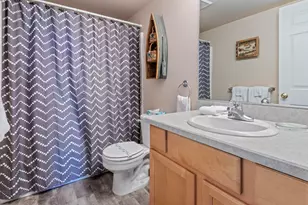 56858 Enterprise Dr, Sunriver, OR 97707 - Photo 16