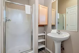 56858 Enterprise Dr, Sunriver, OR 97707 - Photo 12