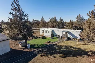 3240 NE 21st Dr, Redmond, OR 97756 - Photo 4