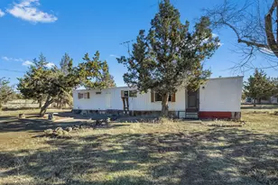 3240 NE 21st Dr, Redmond, OR 97756 - Photo 22