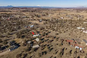 3240 NE 21st Dr, Redmond, OR 97756 - Photo 8