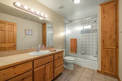 11251 Crystal Springs Road, Klamath Falls, OR 97603 - Photo 32