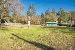 157 Cheslock Rd, Grants Pass, OR 97527 - Photo 18