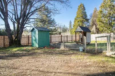 157 Cheslock Road, Grants Pass, OR 97527 - Photo 12