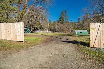 157 Cheslock Road, Grants Pass, OR 97527 - Photo 20