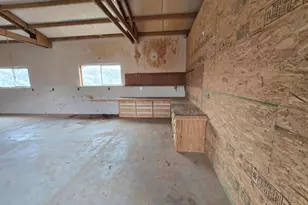 301 SW Huddleston Heights Dr, Mitchell, OR 97750 - Photo 18