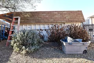 8401 Old Stage Rd, Central Point, OR 97502 - Photo 8