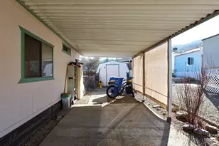 8401 Old Stage Rd, Central Point, OR 97502 - Photo 6