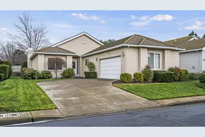 703 Summerwood Drive, Medford, OR 97504 - Photo 1