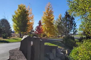 5767 Engleman Spruce Way, Klamath Falls, OR 97601 - Photo 1