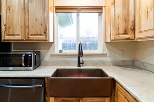 55 Crater Ln, Central Point, OR 97502 - Photo 18