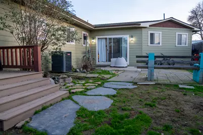 55 Crater Lane, Central Point, OR 97502 - Photo 2