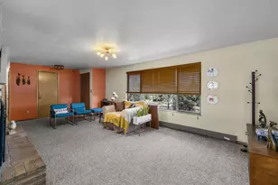 303 NW Poplar St, Madras, OR 97741 - Photo 16