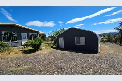 303 NW Poplar Street, Madras, OR 97741 - Photo 1