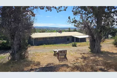 303 NW Poplar Street, Madras, OR 97741 - Photo 30