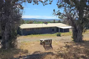 303 NW Poplar St, Madras, OR 97741 - Photo 30