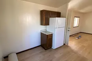 2385 Table Rock Rd, Medford, OR 97501 - Photo 6